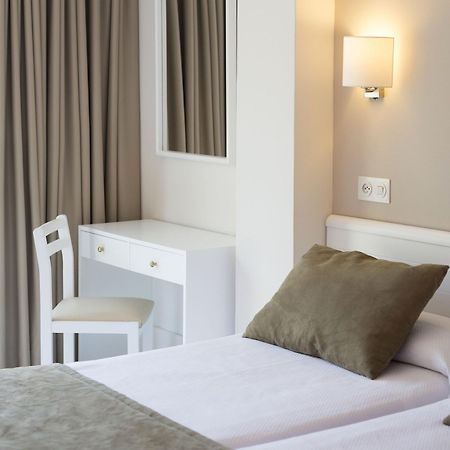 פגוארה Hostal Residencia Sutimar מראה חיצוני תמונה